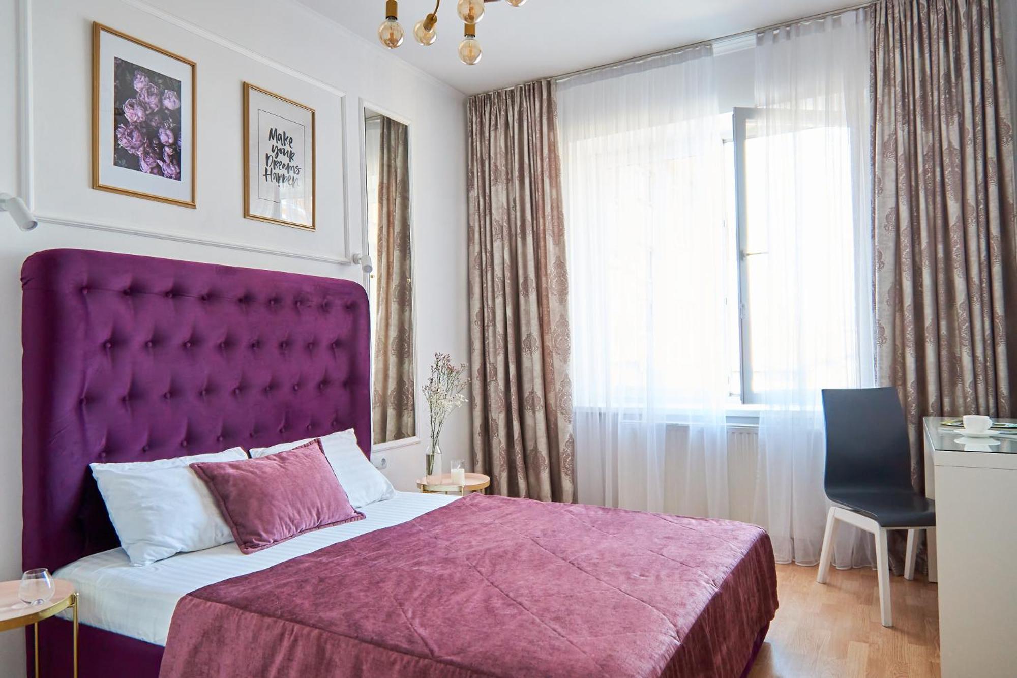 Lux Apartment Mukacheve Bagian luar foto