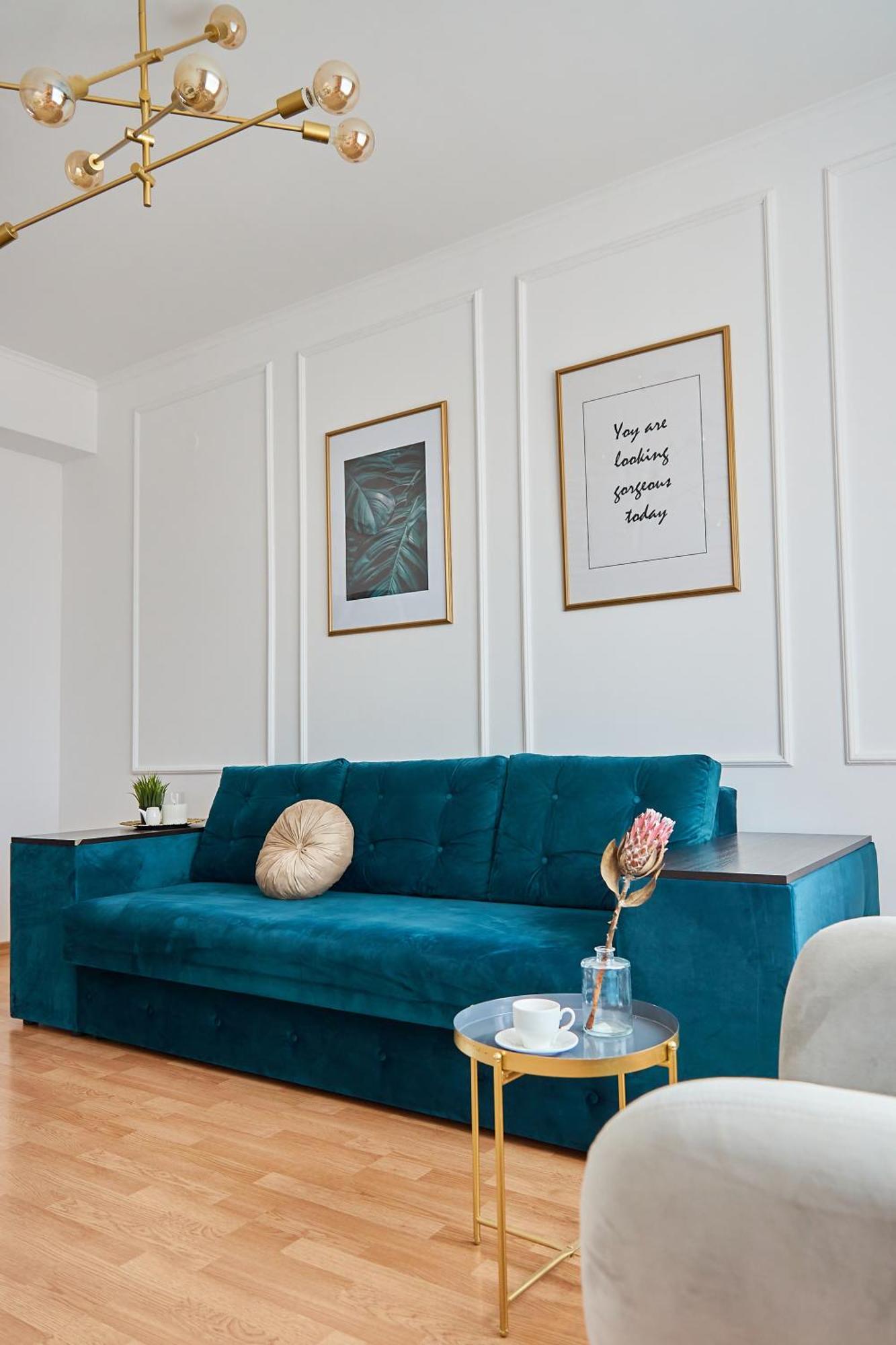Lux Apartment Mukacheve Bagian luar foto