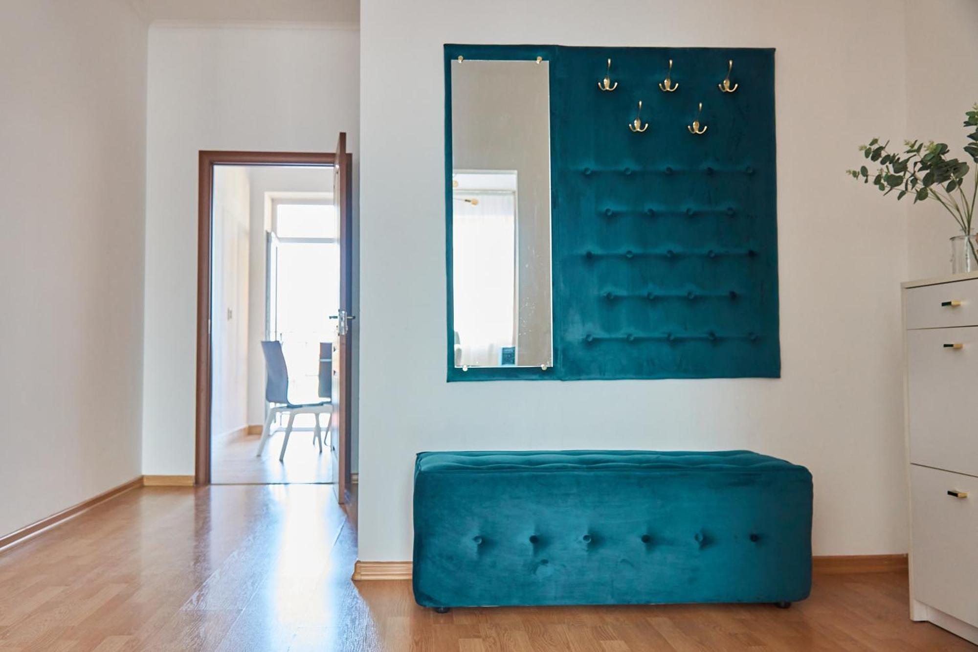 Lux Apartment Mukacheve Bagian luar foto